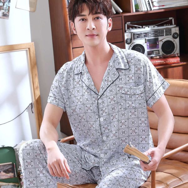 short sleeve pajamas summer thin suit loose casual large size cotton silk young and middle aged men's home wear, Black;brown
short sleeve pajamas summer thin suit loose casual large size cotton silk young and middle aged men's home wear, Black;brown