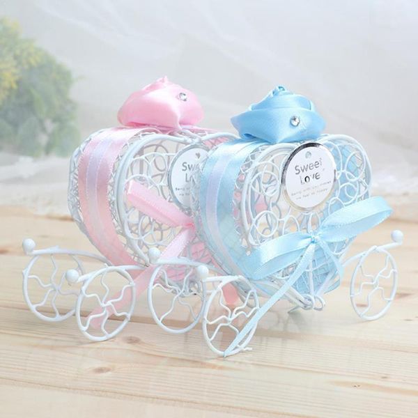 creative european style carriage heart-shaped hollow wedding decoration iron candy box n1b9 
creative european style carriage heart-shaped hollow wedding decoration iron candy box n1b9