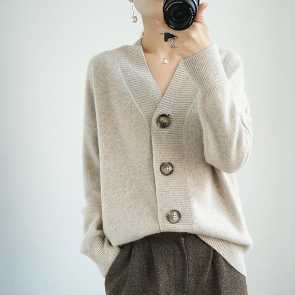 women's knits & tees casual loose 100% pure wool sweater full sleeve knitted ladies cardigan jacket cashmere products spring and autumn, White
women's knits & tees casual loose 100% pure wool sweater full sleeve knitted ladies cardigan jacket cashmere products spring and autumn, White