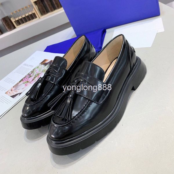 dress shoes british style small leather shoes women's spring pearl tassel lacquer leffer round head fashion casual single, Black
dress shoes british style small leather shoes women's spring pearl tassel lacquer leffer round head fashion casual single, Black