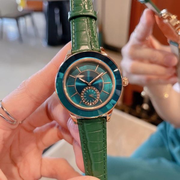 wristwatches summer 2021 ladies quartz watch round bezel set with diamonds, scratch-resistant glass mirror 39mm, Slivery;brown
wristwatches summer 2021 ladies quartz watch round bezel set with diamonds, scratch-resistant glass mirror 39mm, Slivery;brown
