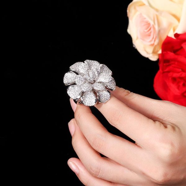 wedding rings luxury flower style ring rhinestone crystal white gold finger for women fashion jewelry gift, Slivery;golden
wedding rings luxury flower style ring rhinestone crystal white gold finger for women fashion jewelry gift, Slivery;golden