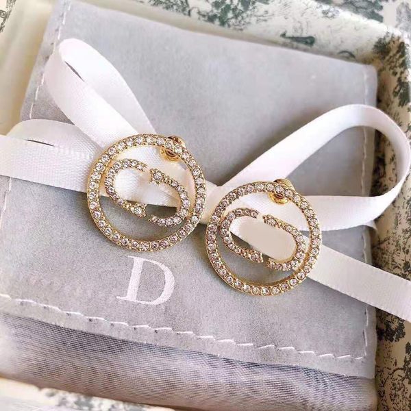 70% off luxury jewelry di jia 2021 new net red same pearl letter earrings, Golden
70% off luxury jewelry di jia 2021 new net red same pearl letter earrings, Golden