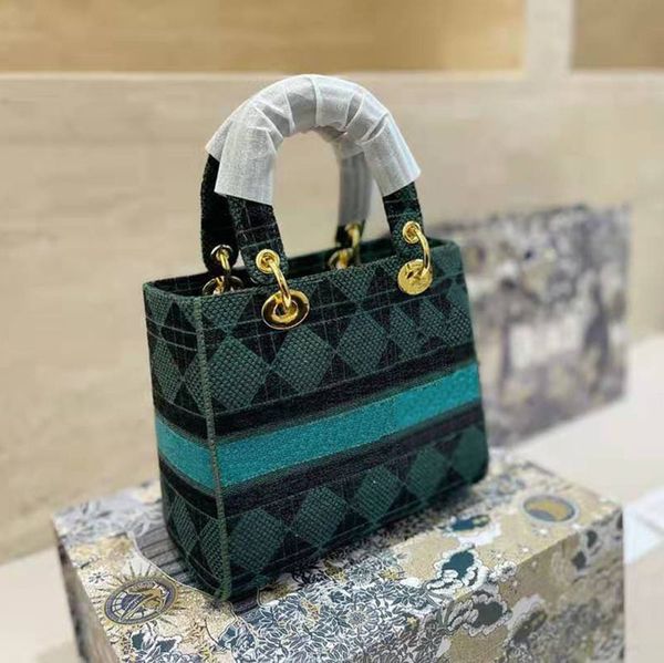 designer luxury purse ladies 24cm embroidery velvet shoulder fabric cross-border single room handbag bag, Black
designer luxury purse ladies 24cm embroidery velvet shoulder fabric cross-border single room handbag bag, Black
