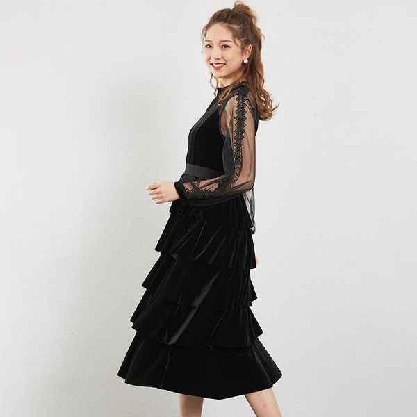 casual dresses 2021 real pleated women dress plus vadim spring women's high waist cake yarn stitching velvet clothing, Black;gray
casual dresses 2021 real pleated women dress plus vadim spring women's high waist cake yarn stitching velvet clothing, Black;gray