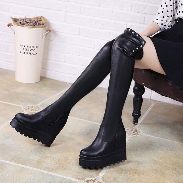korean version inner elastic over knee women's thick bottomed thin legs high tube plush winter boots, White;red
korean version inner elastic over knee women's thick bottomed thin legs high tube plush winter boots, White;red