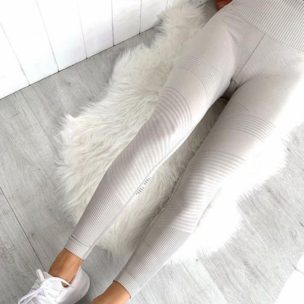yoga outfits wholesale seamless high waist jogging leggings 2021 selling active wear pants workout, White;red
yoga outfits wholesale seamless high waist jogging leggings 2021 selling active wear pants workout, White;red
