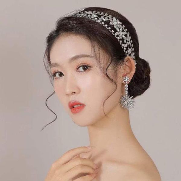 hair clips & barrettes crown ornament bridal semicircle headwear rhinestones inlaid retro headdress luxury wedding accessories ml, Golden;silver
hair clips & barrettes crown ornament bridal semicircle headwear rhinestones inlaid retro headdress luxury wedding accessories ml, Golden;silver