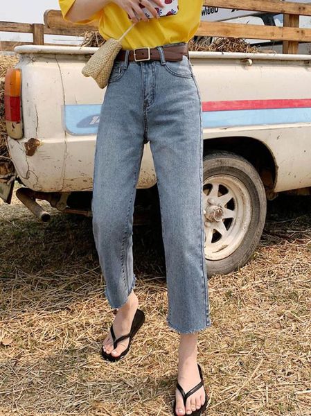 women's jeans 2021 summer straight korean retro fashion ladies high waist loose dark blue denim wide leg pants 3 colors
women's jeans 2021 summer straight korean retro fashion ladies high waist loose dark blue denim wide leg pants 3 colors