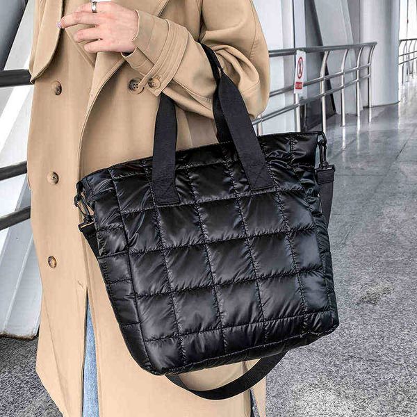 casual nylon shoulder bag designer cotton padded woman handbag quilted short handle totes warm 2021 hit winter large capacity
casual nylon shoulder bag designer cotton padded woman handbag quilted short handle totes warm 2021 hit winter large capacity