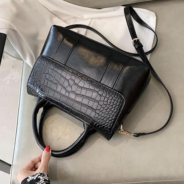 cross body stone pattern vintage pu leather crossbody bags for women 2021 winter trending shoulder handbags women's trend hand bag
cross body stone pattern vintage pu leather crossbody bags for women 2021 winter trending shoulder handbags women's trend hand bag