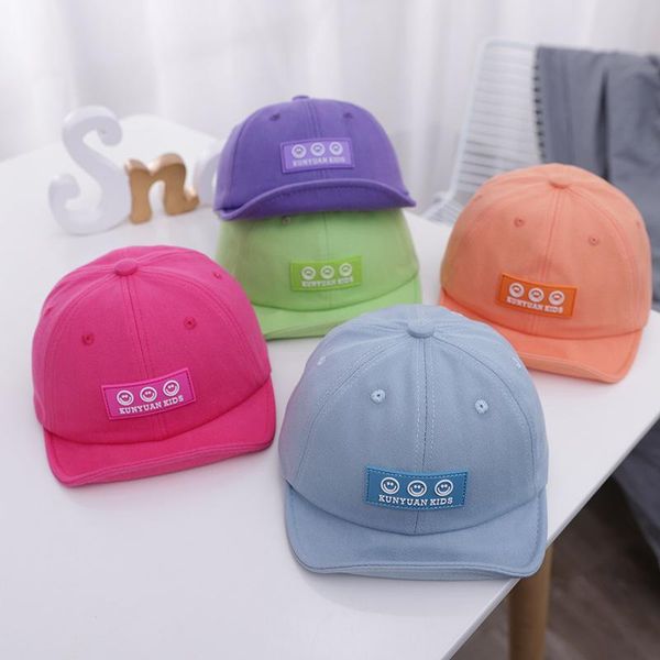 children's hats, baseball caps, spring and summer new cartoon sun hats, outdoor leisure sunscreen sun baby outing hats, Yellow
children's hats, baseball caps, spring and summer new cartoon sun hats, outdoor leisure sunscreen sun baby outing hats, Yellow