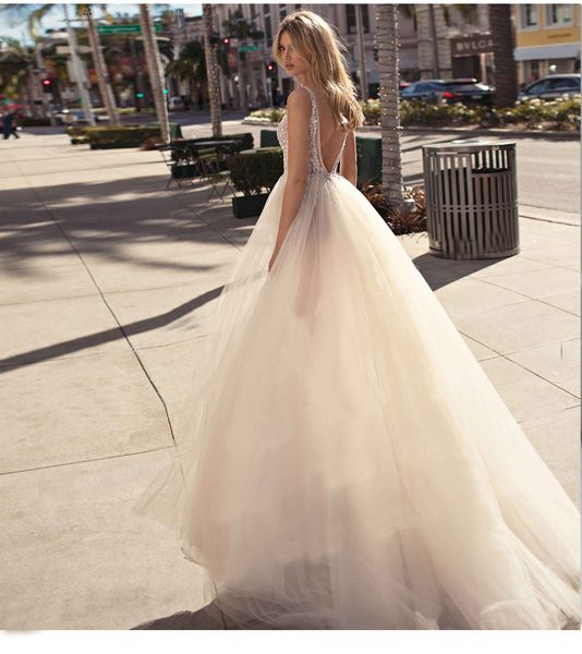 2021 new beach wedding es deep v neck beads high split backless a line tulle boho bridal gowns vestido de noiva vh0w, White
2021 new beach wedding es deep v neck beads high split backless a line tulle boho bridal gowns vestido de noiva vh0w, White