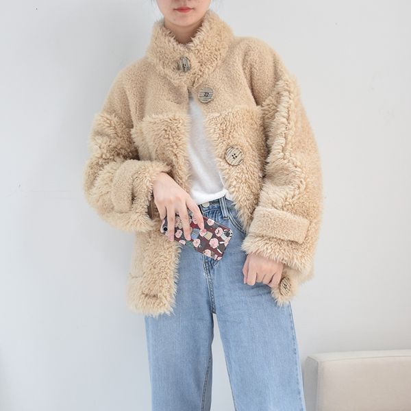 2021 women autumn winter new real wool fur coat jacket female thick warm loose outerwear genuine sheep sheared overcoats l864w5f0, Black
2021 women autumn winter new real wool fur coat jacket female thick warm loose outerwear genuine sheep sheared overcoats l864w5f0, Black