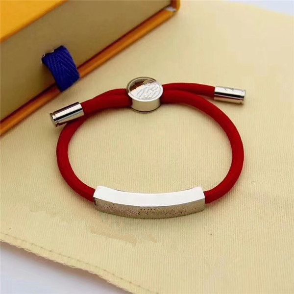2021 beautiful sell couple bracelets alphabet flower string bracelets are available wholesale in gift boxes, Golden;silver
2021 beautiful sell couple bracelets alphabet flower string bracelets are available wholesale in gift boxes, Golden;silver