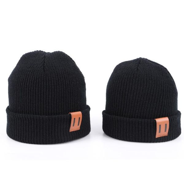 1pcs parent-child woolen hat baby winter cap korean style knitted hats with leather label pure colors cotton baby/2021
1pcs parent-child woolen hat baby winter cap korean style knitted hats with leather label pure colors cotton baby/2021