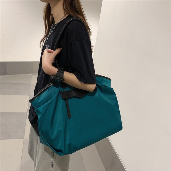 outdoor bags large capacity shoulder yoga gym luggage bag men and women commuter nylon cloth portable tote leisure travel x409a
outdoor bags large capacity shoulder yoga gym luggage bag men and women commuter nylon cloth portable tote leisure travel x409a