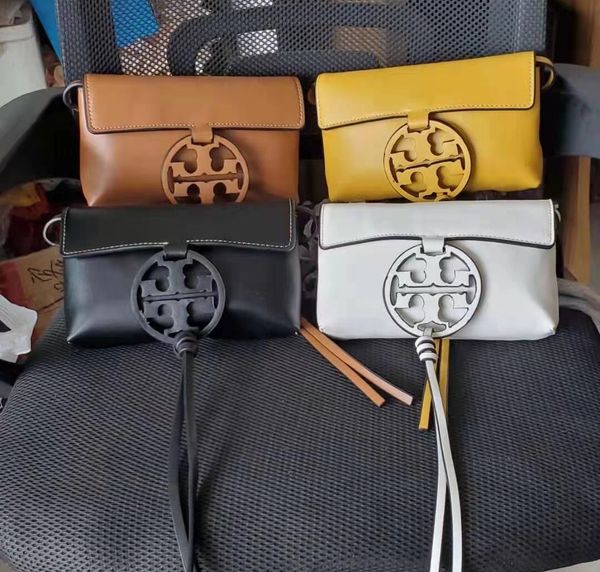 same new solid color simple large tassel waist bag messenger single shoulder women's bag designer handbags
same new solid color simple large tassel waist bag messenger single shoulder women's bag designer handbags
