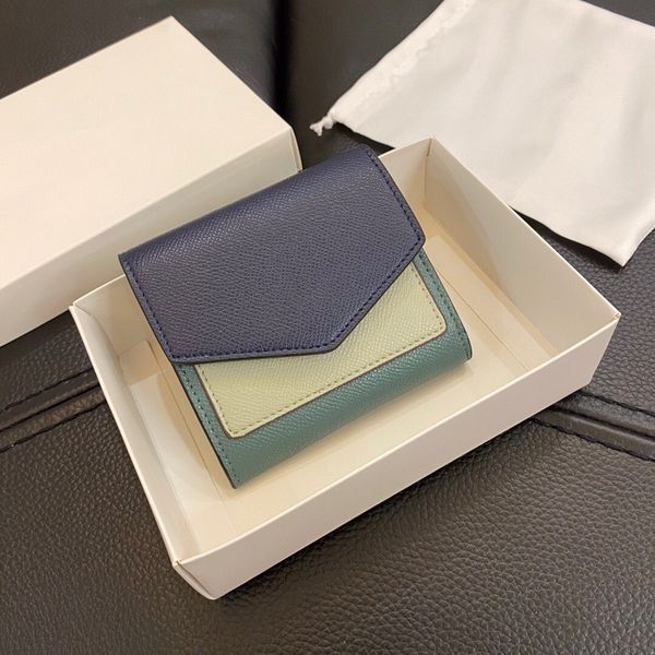 women wallwts 2021 summer and autumn new fashion ladies purse short-wallet high-quality leather credit card classic panelled coin pocket, Red;black
women wallwts 2021 summer and autumn new fashion ladies purse short-wallet high-quality leather credit card classic panelled coin pocket, Red;black