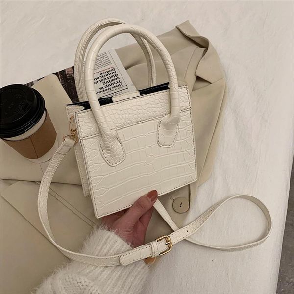 evening bags crocodile pattern small square tote bag 2021 quality pu leather women's designer handbag portable shoulder messenger
evening bags crocodile pattern small square tote bag 2021 quality pu leather women's designer handbag portable shoulder messenger