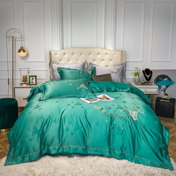 bedding sets 2021 products luxury 60 cotton satin jacquard ab side fabric solid color embroidery bedspread bedsheet pillowcases 4pcs.
bedding sets 2021 products luxury 60 cotton satin jacquard ab side fabric solid color embroidery bedspread bedsheet pillowcases 4pcs.