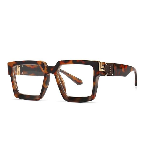 sunglasses autumn and winter retro model catwalk cloud print modern blue sky white clouds women, White;black
sunglasses autumn and winter retro model catwalk cloud print modern blue sky white clouds women, White;black