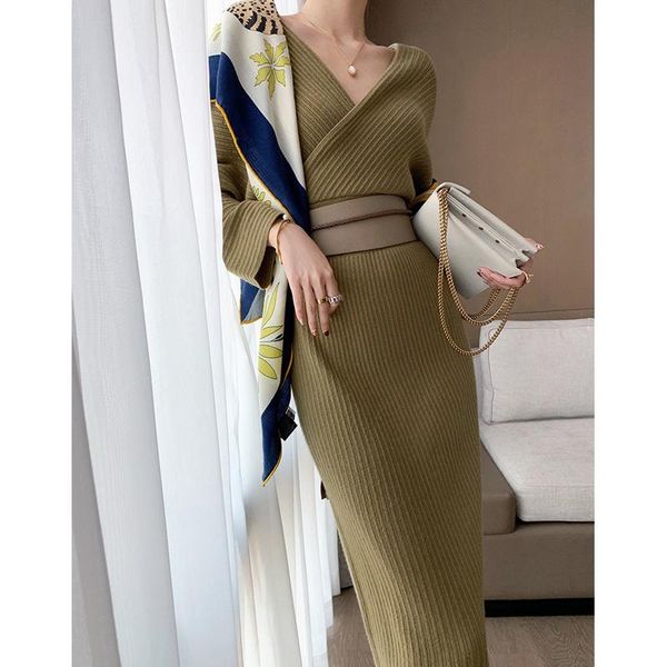 casual dresses one-piece autumn winter french retro elegant women knitted korean chic fashion v-neck sweater dress female vestidos, Black;gray
casual dresses one-piece autumn winter french retro elegant women knitted korean chic fashion v-neck sweater dress female vestidos, Black;gray