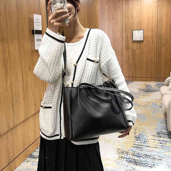simple large capacity women's tote shopper bag female fashion solid pu leather shoulder bags for women handbag ladies crossbody
simple large capacity women's tote shopper bag female fashion solid pu leather shoulder bags for women handbag ladies crossbody