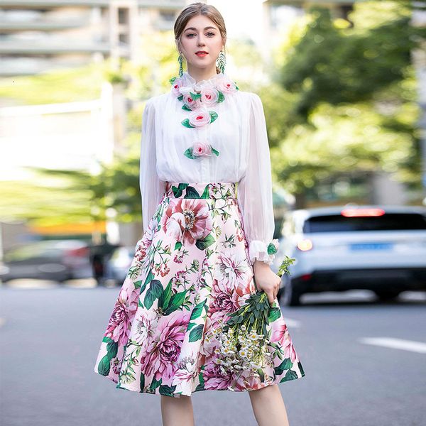 2021 new autumn ladies office elegant two piece women white floral a-line printed mini skirt set g8o8, Black
2021 new autumn ladies office elegant two piece women white floral a-line printed mini skirt set g8o8, Black