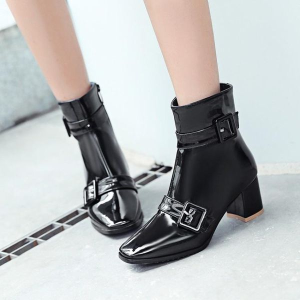 boots oversized ma'am coarse heel short pure color squarehead fashion boot barrel high, Black
boots oversized ma'am coarse heel short pure color squarehead fashion boot barrel high, Black