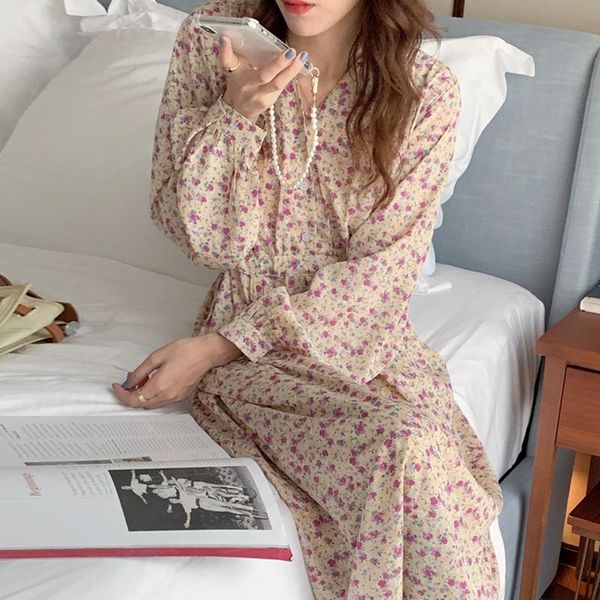 casual dresses 2021 korean fashion elegant temperament v-neck printed floral design lace-up waist slimming long-sleeved long dress vestidos, Black;gray
casual dresses 2021 korean fashion elegant temperament v-neck printed floral design lace-up waist slimming long-sleeved long dress vestidos, Black;gray