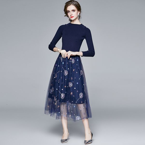 2021 new autumn winter woman clothes fashion runway designers stand neck embroidery mesh patchwork midi knit sweater mj6w, Black;gray
2021 new autumn winter woman clothes fashion runway designers stand neck embroidery mesh patchwork midi knit sweater mj6w, Black;gray