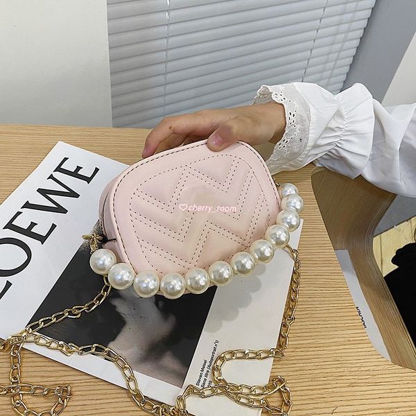 designer girls handbags cute kids letter pu change purse fashion children pearl chain casual one shoulder bags mini messenger bag f064, Black
designer girls handbags cute kids letter pu change purse fashion children pearl chain casual one shoulder bags mini messenger bag f064, Black