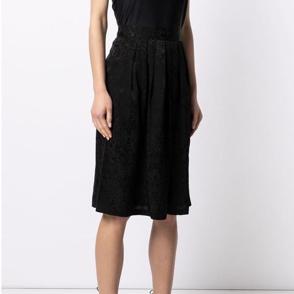 skirts 100% silk jacquard women skirt high waist casual wild lady knee length 2021, Black
skirts 100% silk jacquard women skirt high waist casual wild lady knee length 2021, Black
