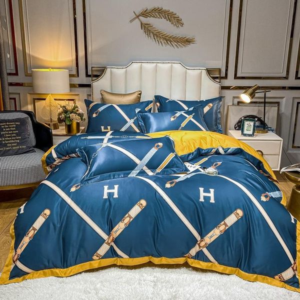 bedding sets 2021 with 60 s washing day ice silk screen printing flowers 4 is true filar cool slide bed supplies wholesale
bedding sets 2021 with 60 s washing day ice silk screen printing flowers 4 is true filar cool slide bed supplies wholesale