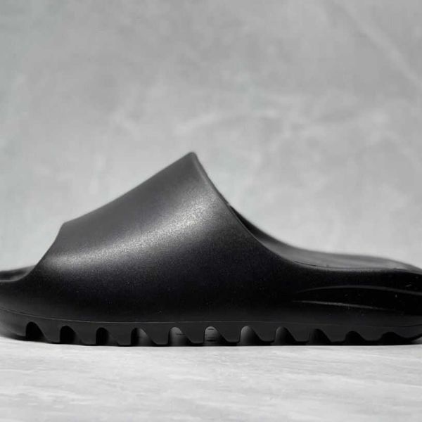 2021 new men's shoes, women's shoes, coconut slippers, kanye eva foam integrated shoes, cushioning and grip, parent-child, Black
2021 new men's shoes, women's shoes, coconut slippers, kanye eva foam integrated shoes, cushioning and grip, parent-child, Black