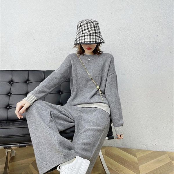 women's two piece pants knitted suit women 2021 autumn winter patchwork casual two-piece sweater + loose outfits tracksuit, White
women's two piece pants knitted suit women 2021 autumn winter patchwork casual two-piece sweater + loose outfits tracksuit, White