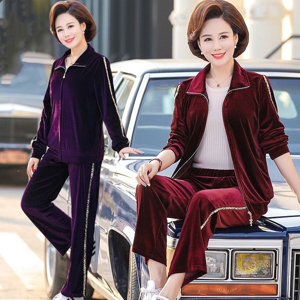 2021 new women tracksuits two piece outfits spring middle-aged mother zipper jacket+full pants gold veet outfit set y190 seed, Black;gray
2021 new women tracksuits two piece outfits spring middle-aged mother zipper jacket+full pants gold veet outfit set y190 seed, Black;gray