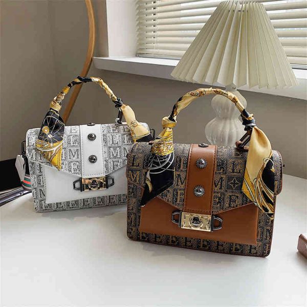 2022 factory outlet online bag women new korean fashion handbag woven ribbon women's bag printed single shoulder messenger
2022 factory outlet online bag women new korean fashion handbag woven ribbon women's bag printed single shoulder messenger