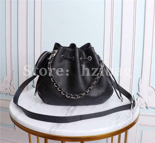 bella bucket bag wallet galet gray mahina perforated calf leather round coin purse drawstring versatility women luxurys designers shoulder, Red;black
bella bucket bag wallet galet gray mahina perforated calf leather round coin purse drawstring versatility women luxurys designers shoulder, Red;black