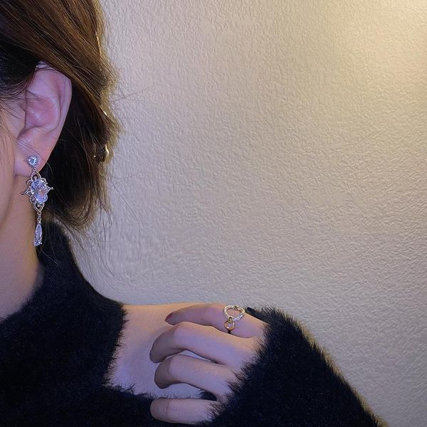 dangle & chandelier luxury crystal water drop earrings for women vintage fashion personality earring minimalist wedding party jewelry, Silver
dangle & chandelier luxury crystal water drop earrings for women vintage fashion personality earring minimalist wedding party jewelry, Silver
