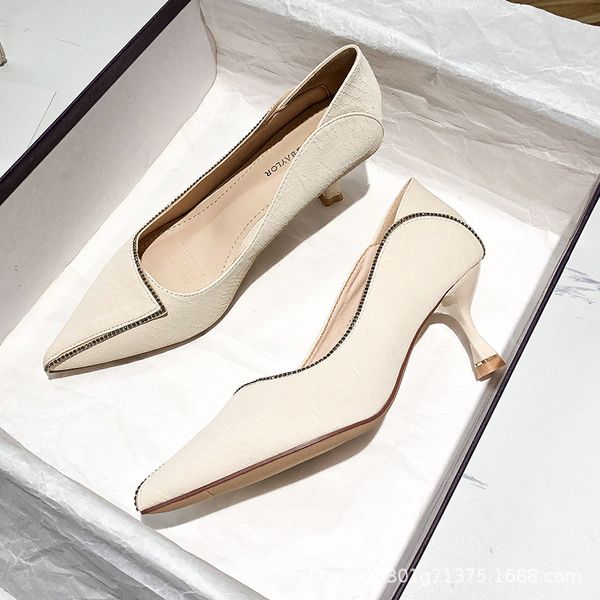 luxury dress shoes women's high women's 2021 summer pointed fashion work single sho thin heels 666-121, Black
luxury dress shoes women's high women's 2021 summer pointed fashion work single sho thin heels 666-121, Black