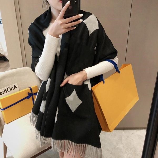 winter women designer scarf silk long brand letter printed scarves shawls summer large hijab scarfs for ladies 180x90cm 2022, Blue;gray
winter women designer scarf silk long brand letter printed scarves shawls summer large hijab scarfs for ladies 180x90cm 2022, Blue;gray