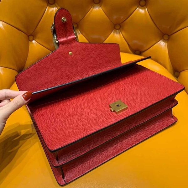 zhouzhoubao123 crossbody designer handbags bag handbag g love cowhide corrugated double chain women luxurys designers bags 2021 purse wallet, Black;red
zhouzhoubao123 crossbody designer handbags bag handbag g love cowhide corrugated double chain women luxurys designers bags 2021 purse wallet, Black;red