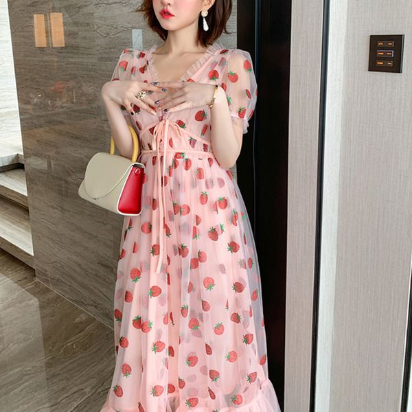 summer runway drill strawberry dress women sweet long flare sleeve v-neck empire lace-up sheer mesh holiday pink lady dress c0304, Black;gray
summer runway drill strawberry dress women sweet long flare sleeve v-neck empire lace-up sheer mesh holiday pink lady dress c0304, Black;gray