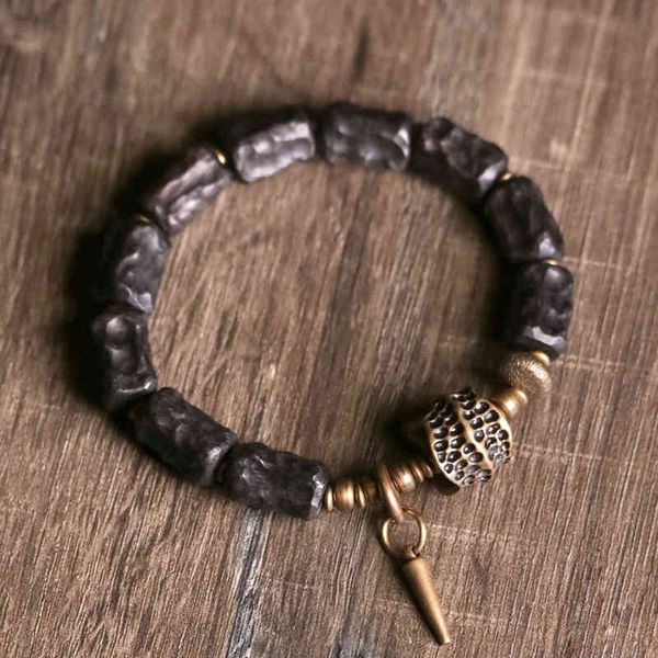 qu weihua leisure handmade ebony hand string male neutral bracelet personalized meteorite face antique jewelry, Golden;silver
qu weihua leisure handmade ebony hand string male neutral bracelet personalized meteorite face antique jewelry, Golden;silver