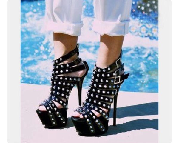 sandals 2022 style rivet hollow 16 cm high-heeled model catwalk show nightclub women's shoes, Black
sandals 2022 style rivet hollow 16 cm high-heeled model catwalk show nightclub women's shoes, Black