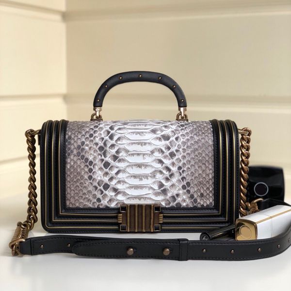 brand new style shoulder bag 918820 snakeskin hand child rivet handle precious resin metal buckle full of retro flavor unique style fashion, Black
brand new style shoulder bag 918820 snakeskin hand child rivet handle precious resin metal buckle full of retro flavor unique style fashion, Black
