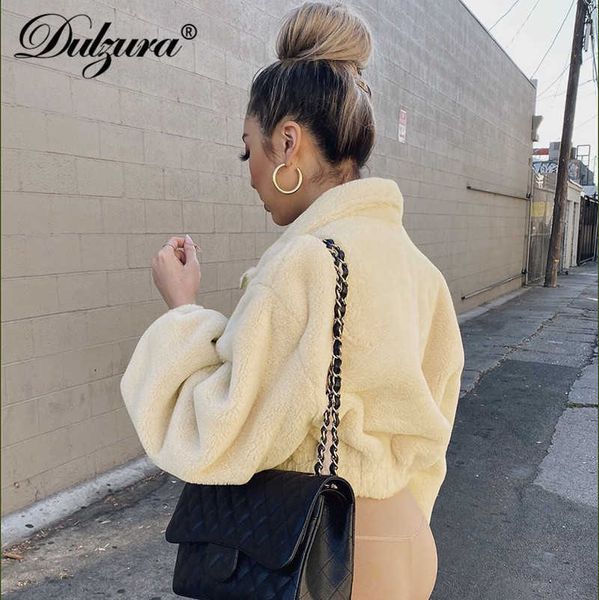 lambswool teddy faux fur women crop coats zipper loose outwear streetwear 2021 autumn winter clothes jacket solid warm, Black;white
lambswool teddy faux fur women crop coats zipper loose outwear streetwear 2021 autumn winter clothes jacket solid warm, Black;white