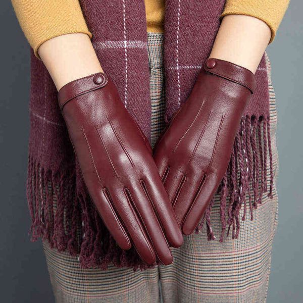 leather glov women's winter korean version sheep trimming touch screen psh thickened cold proof and warm iving short riding
leather glov women's winter korean version sheep trimming touch screen psh thickened cold proof and warm iving short riding